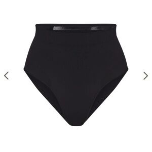 SKIMS underwear core control mid waisted brief onyx xxs/X